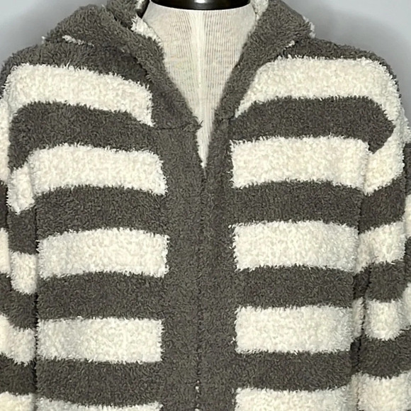 Barefoot Dreams Cozy Chic Striped Hooded Robe (NO BELT) - Size 1 (Small) - Picture 3 of 8